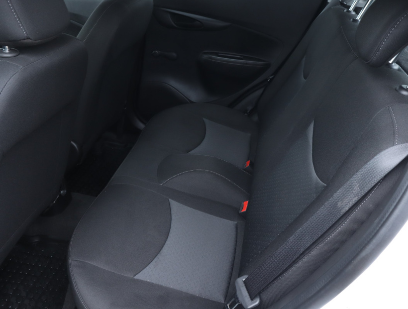 Opel Karl, 2016