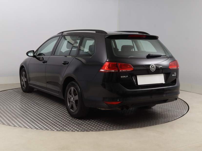 Volkswagen Golf, 2015