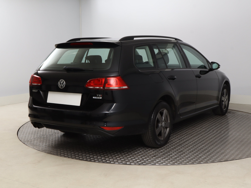 Volkswagen Golf, 2015