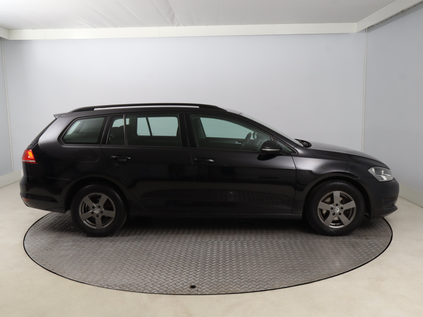 Volkswagen Golf, 2015