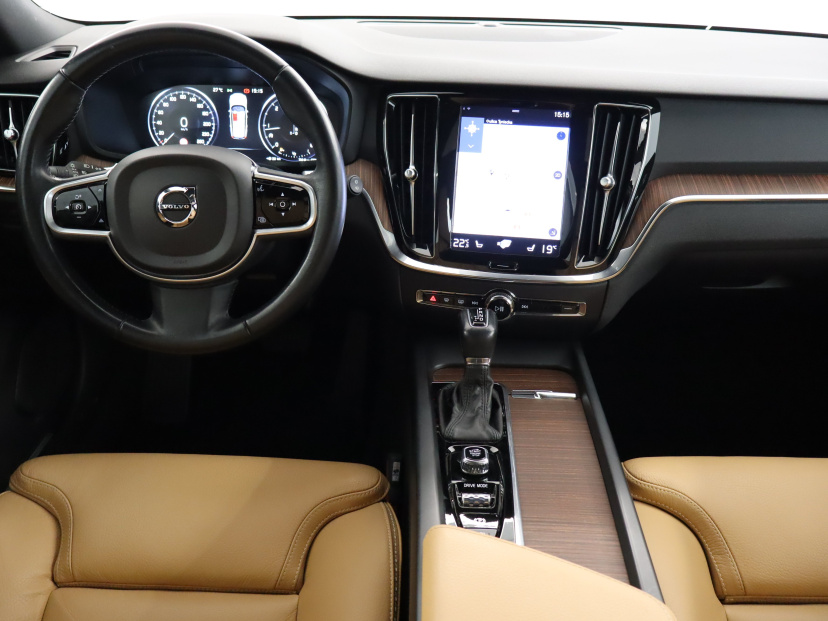 Volvo V60 Cross Country, 2020