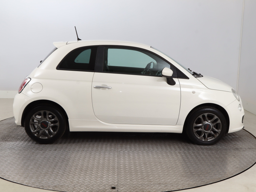 Fiat 500, 2016