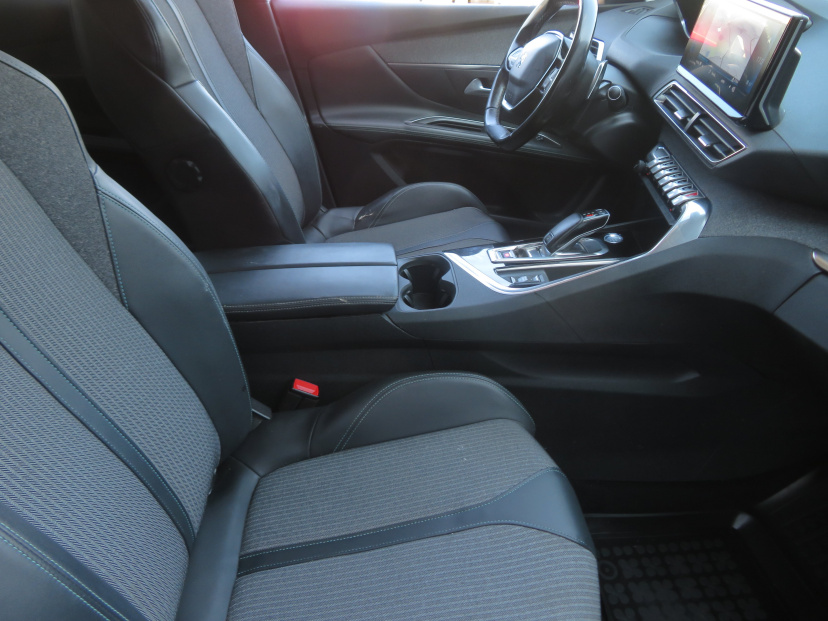 Peugeot 3008, 2021
