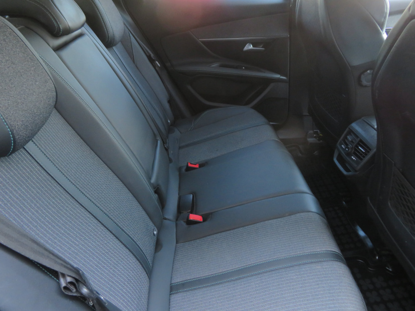 Peugeot 3008, 2021