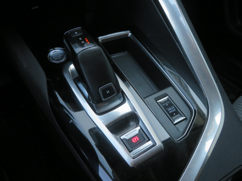 Peugeot 3008, 2021