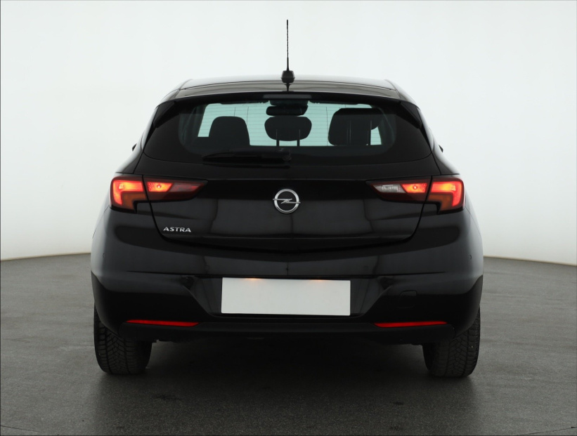 Opel Astra, 2020