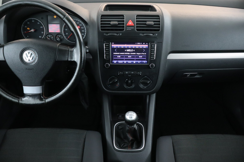 Volkswagen Golf, 2006
