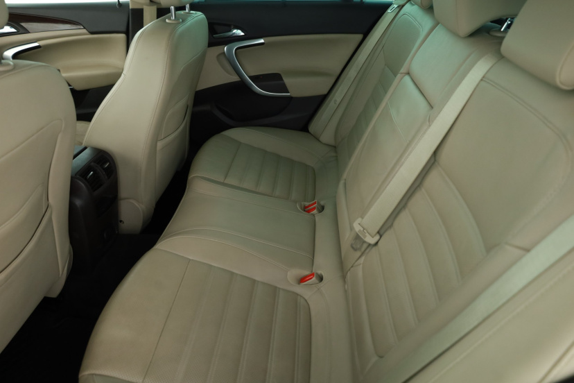 Opel Insignia, 2012