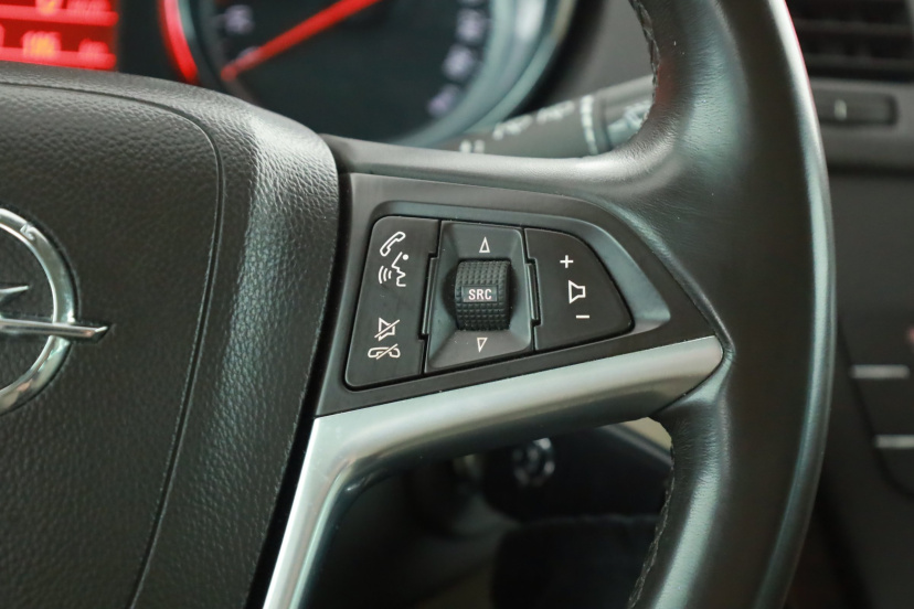 Opel Insignia, 2012