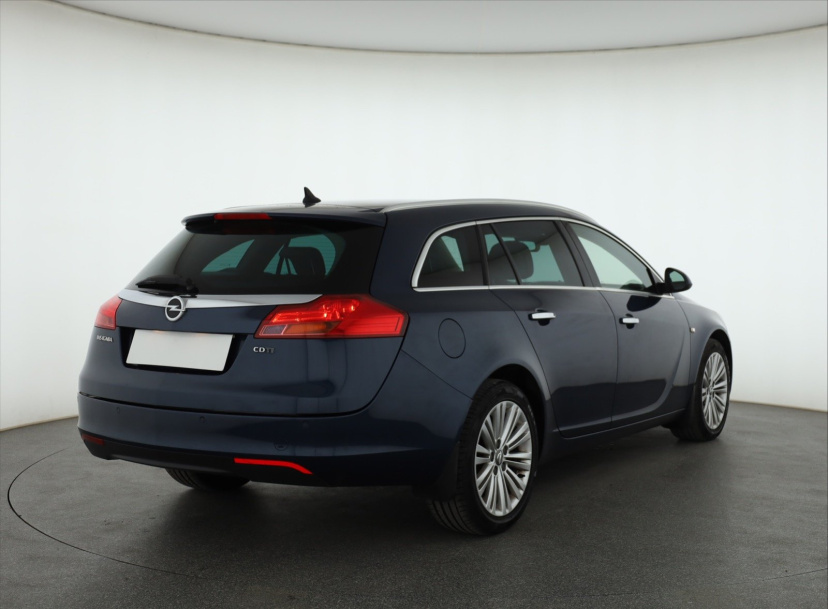 Opel Insignia, 2012