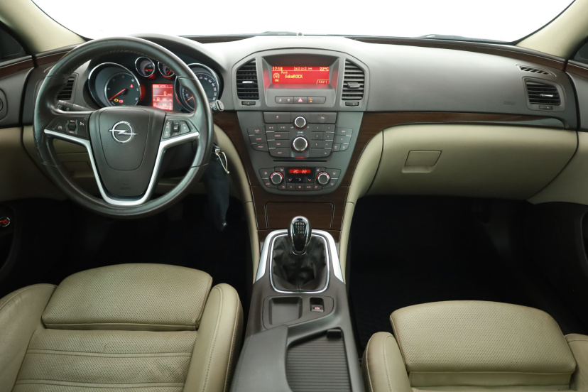 Opel Insignia, 2012