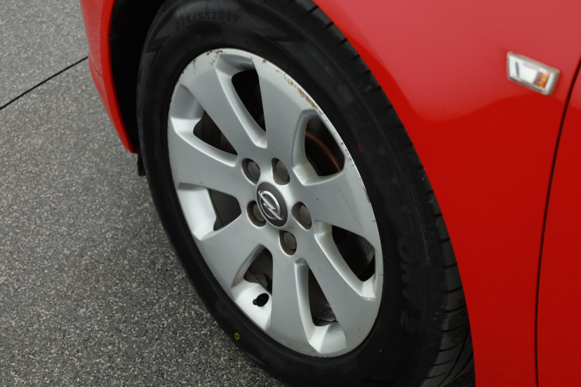 Opel Insignia, 2011