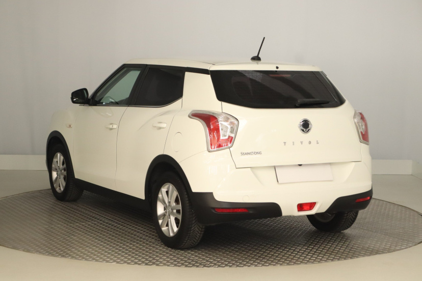 SsangYong Tivoli, 2015