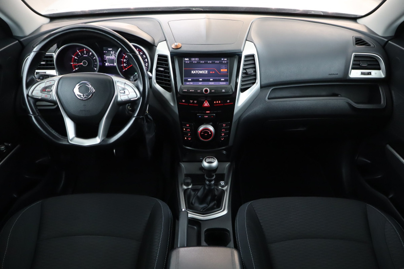 SsangYong Tivoli, 2015