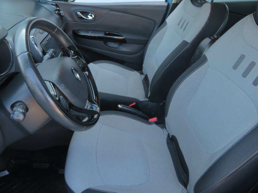 Renault Captur, 2015