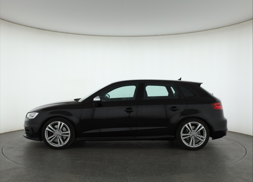 Audi S3, 2015