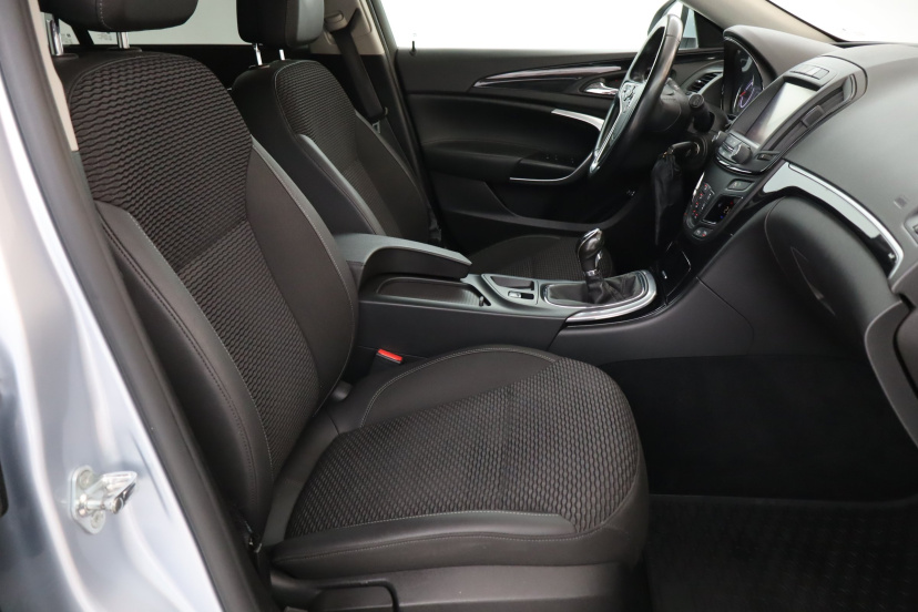 Opel Insignia, 2015