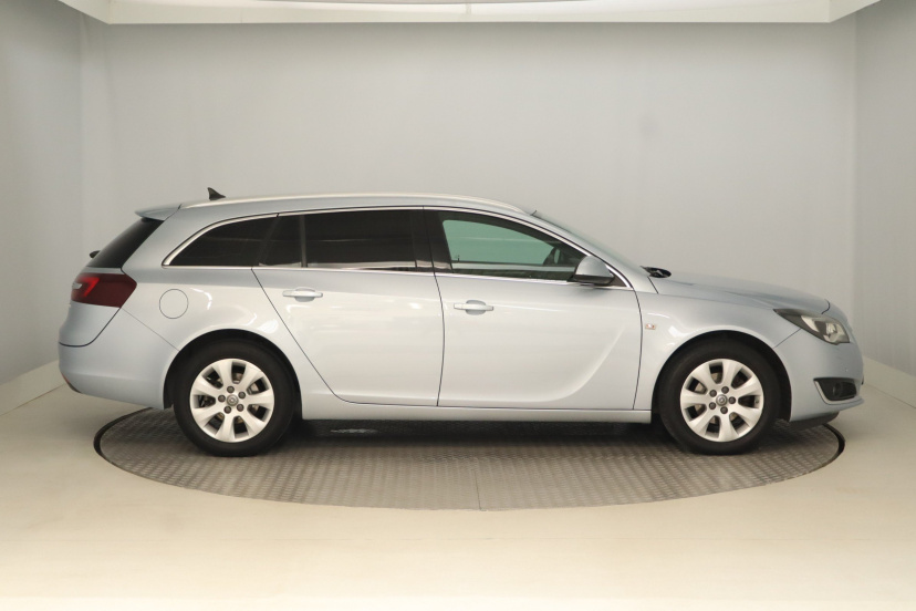 Opel Insignia, 2015