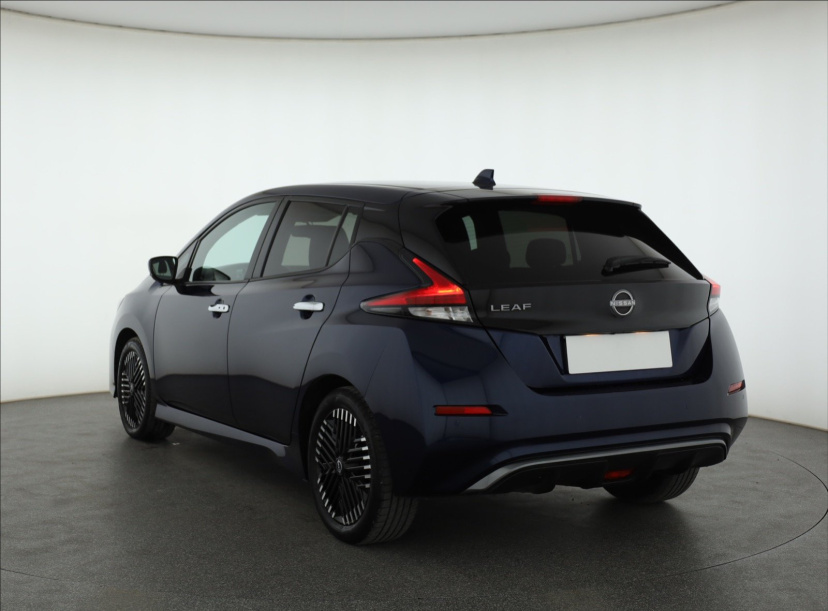 Nissan Leaf, 2022