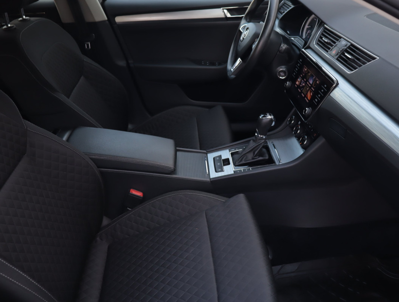 Škoda Superb, 2019