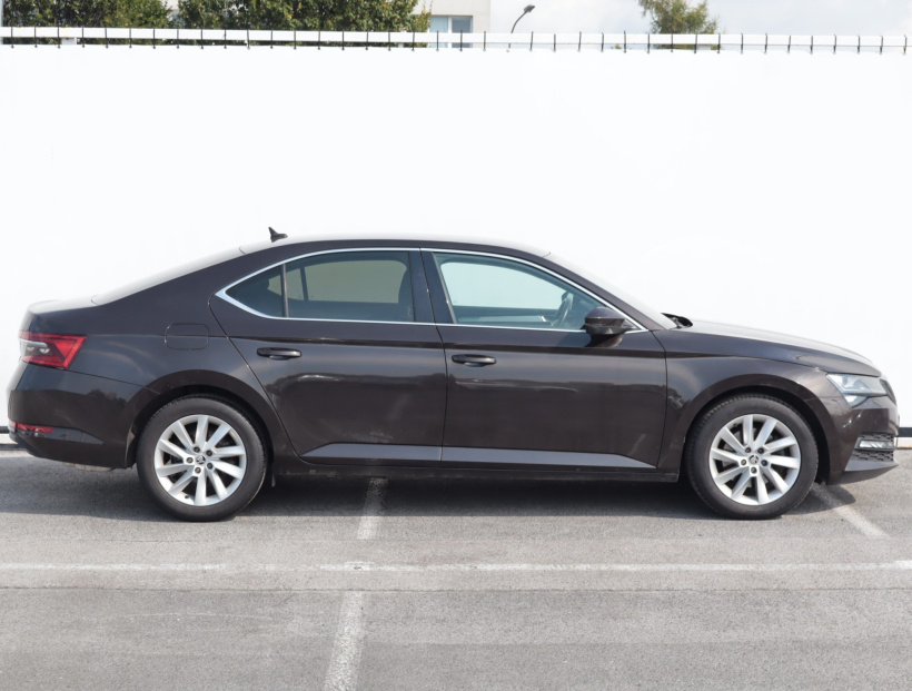 Škoda Superb, 2019