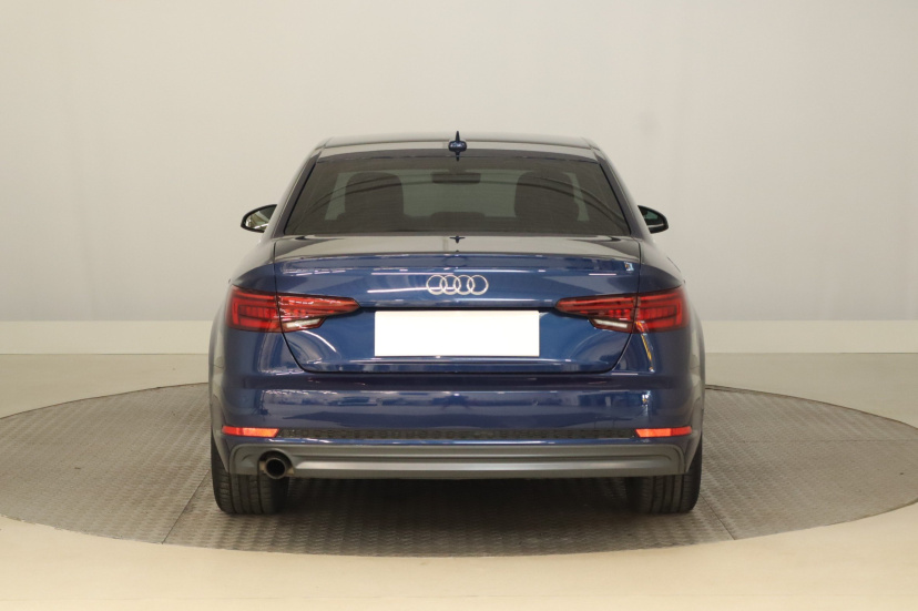 Audi A4, 2017
