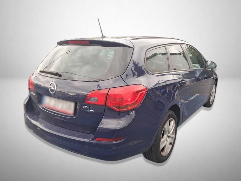 Opel Astra, 2011