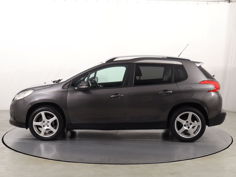 Peugeot 2008, 2013