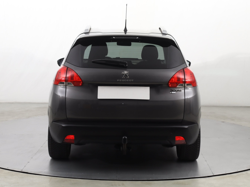 Peugeot 2008, 2013