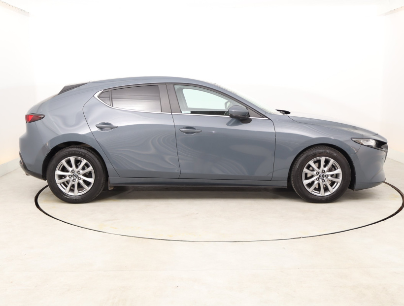 Mazda 3, 2019