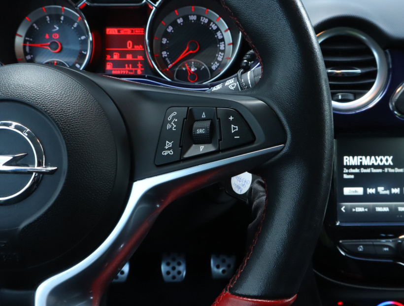 Opel Adam, 2017