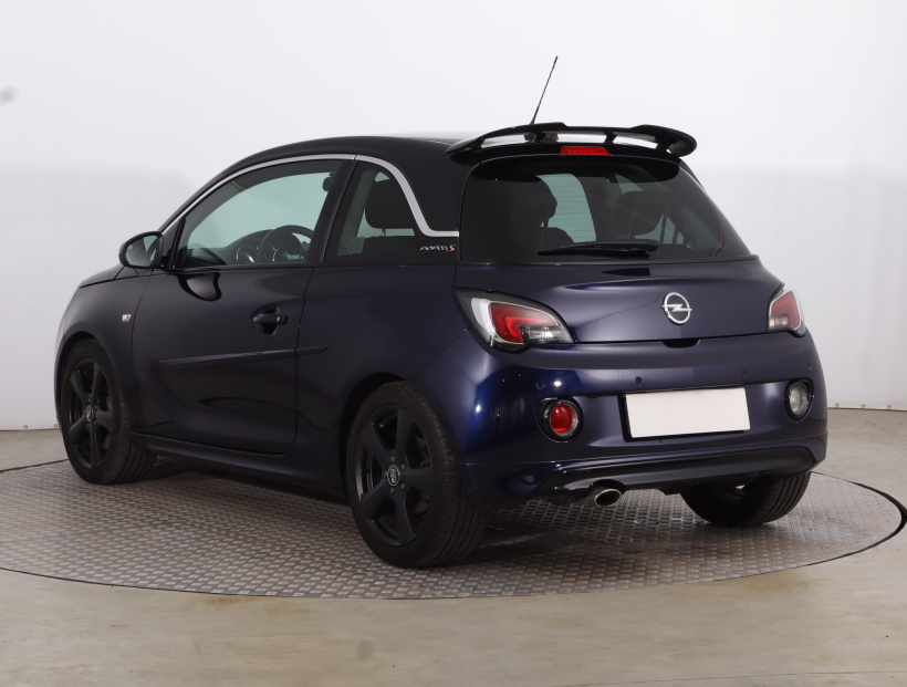 Opel Adam, 2017