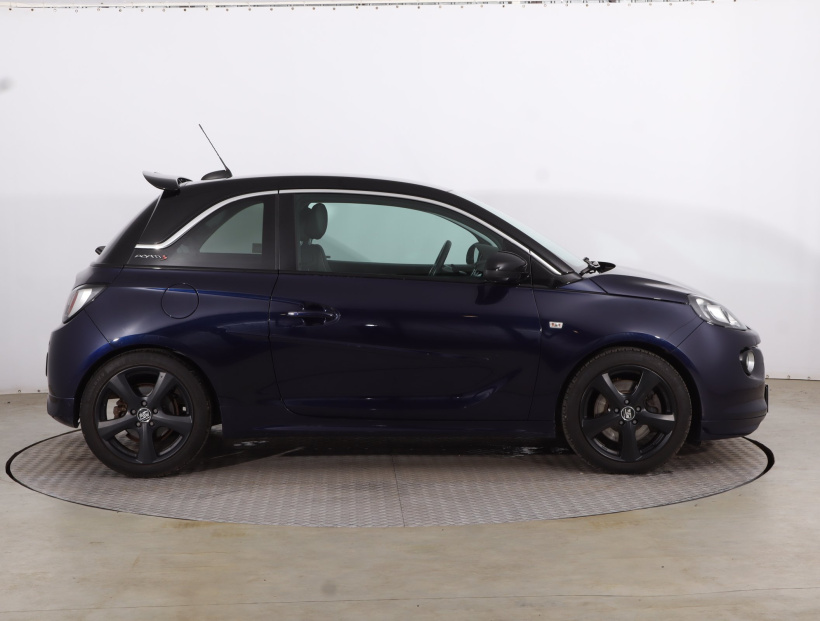 Opel Adam, 2017