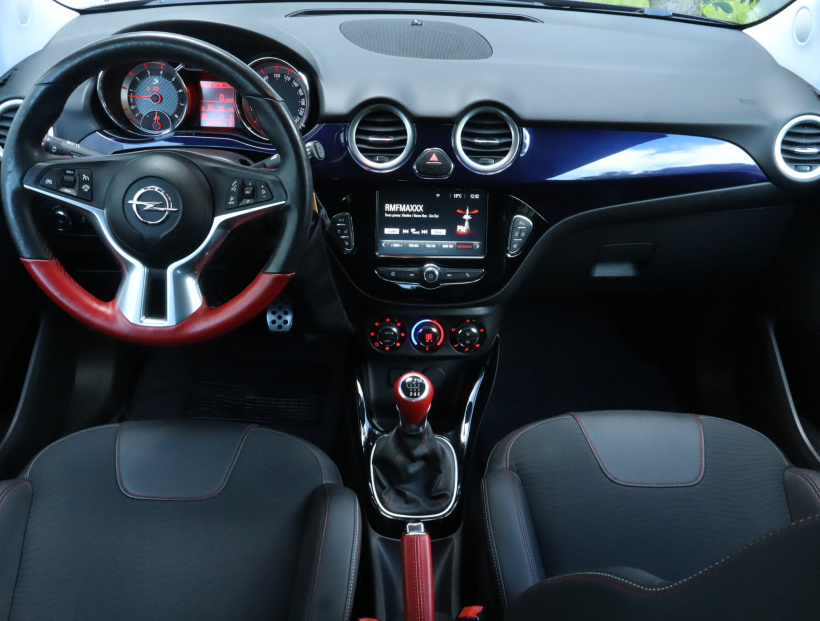 Opel Adam, 2017
