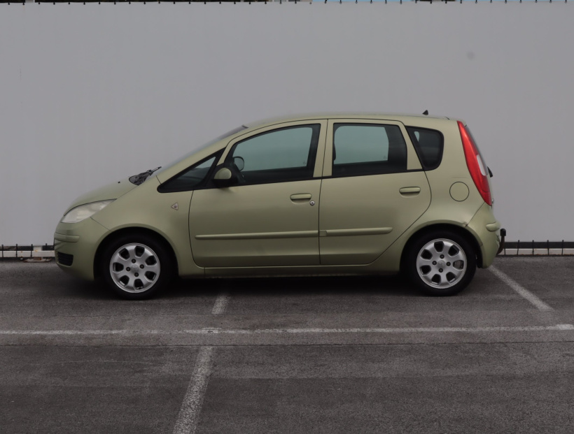 Mitsubishi Colt, 2005