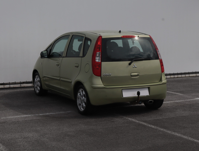 Mitsubishi Colt, 2005