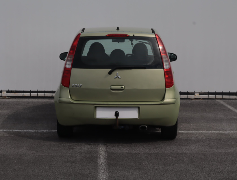 Mitsubishi Colt, 2005
