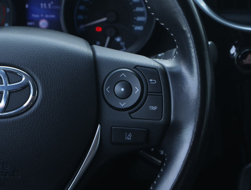 Toyota Auris, 2017