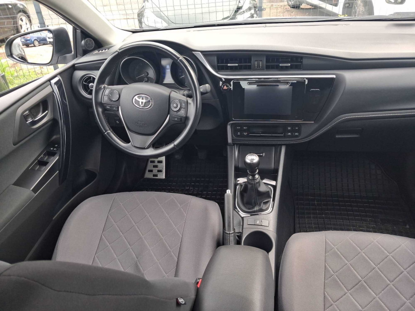Toyota Auris, 2017