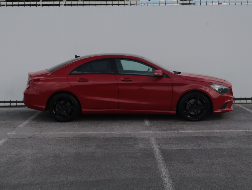 Mercedes-Benz CLA, 2014