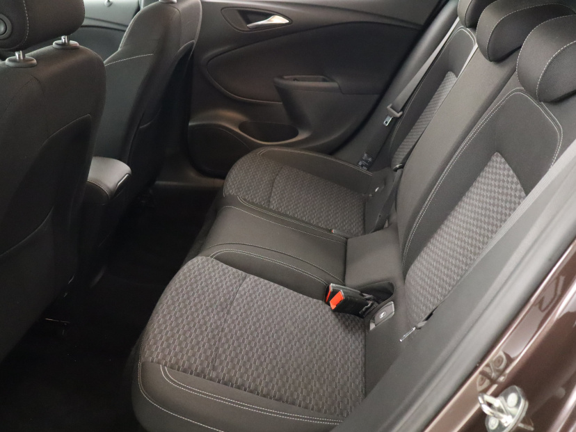 Opel Astra, 2017