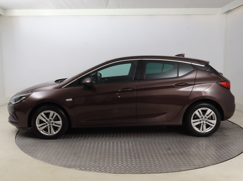 Opel Astra, 2017