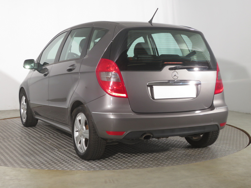 Mercedes-Benz A, 2009