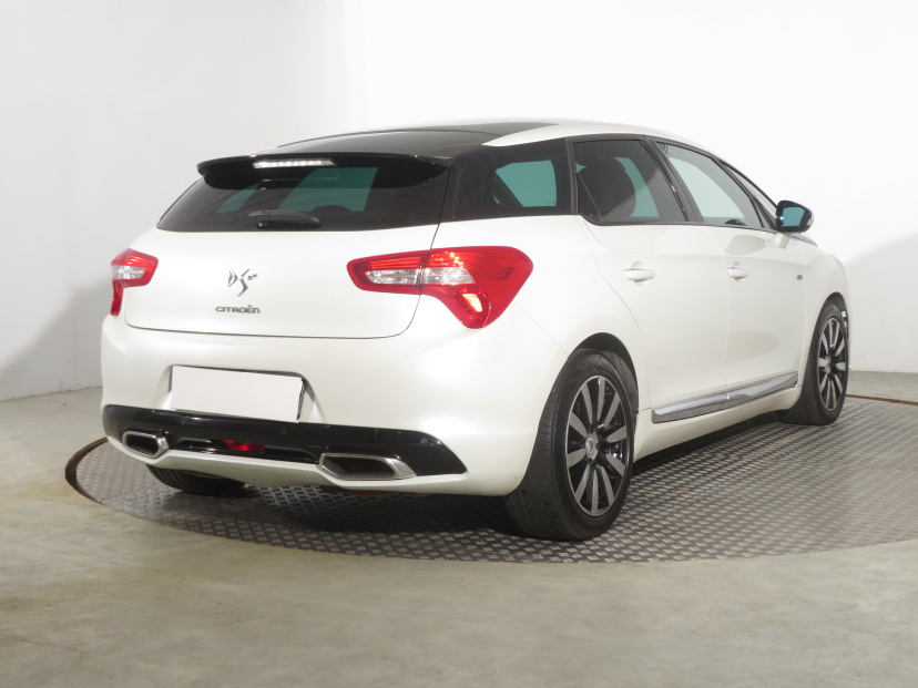 Citroen DS5, 2012