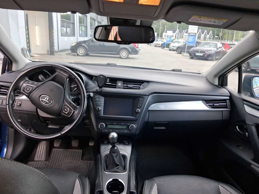 Toyota Avensis, 2015