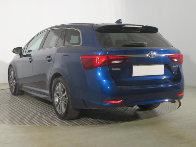 Toyota Avensis, 2015