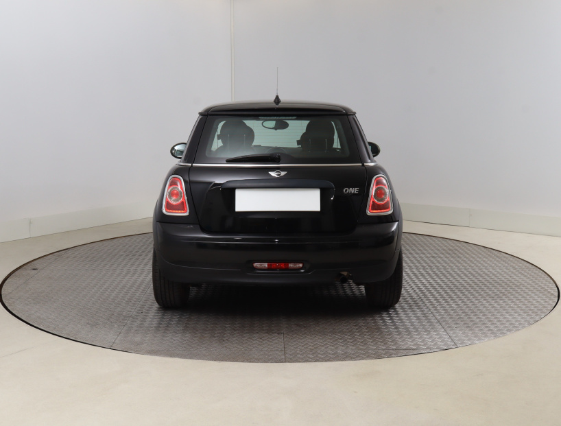 MINI 3-door, 2013