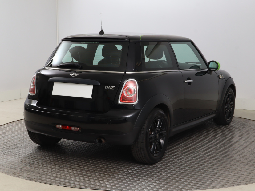 MINI 3-door, 2013