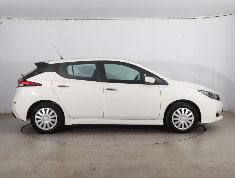 Nissan Leaf, 2020