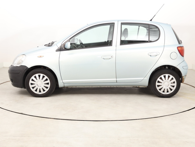 Toyota Yaris, 2005